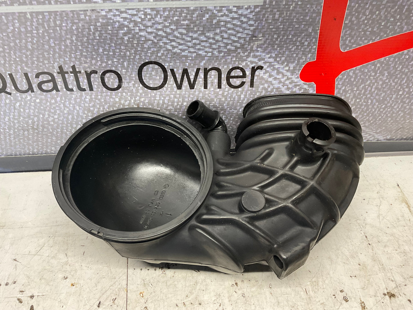 Fuel Metering Head Air Intake Boot 034133357D B3