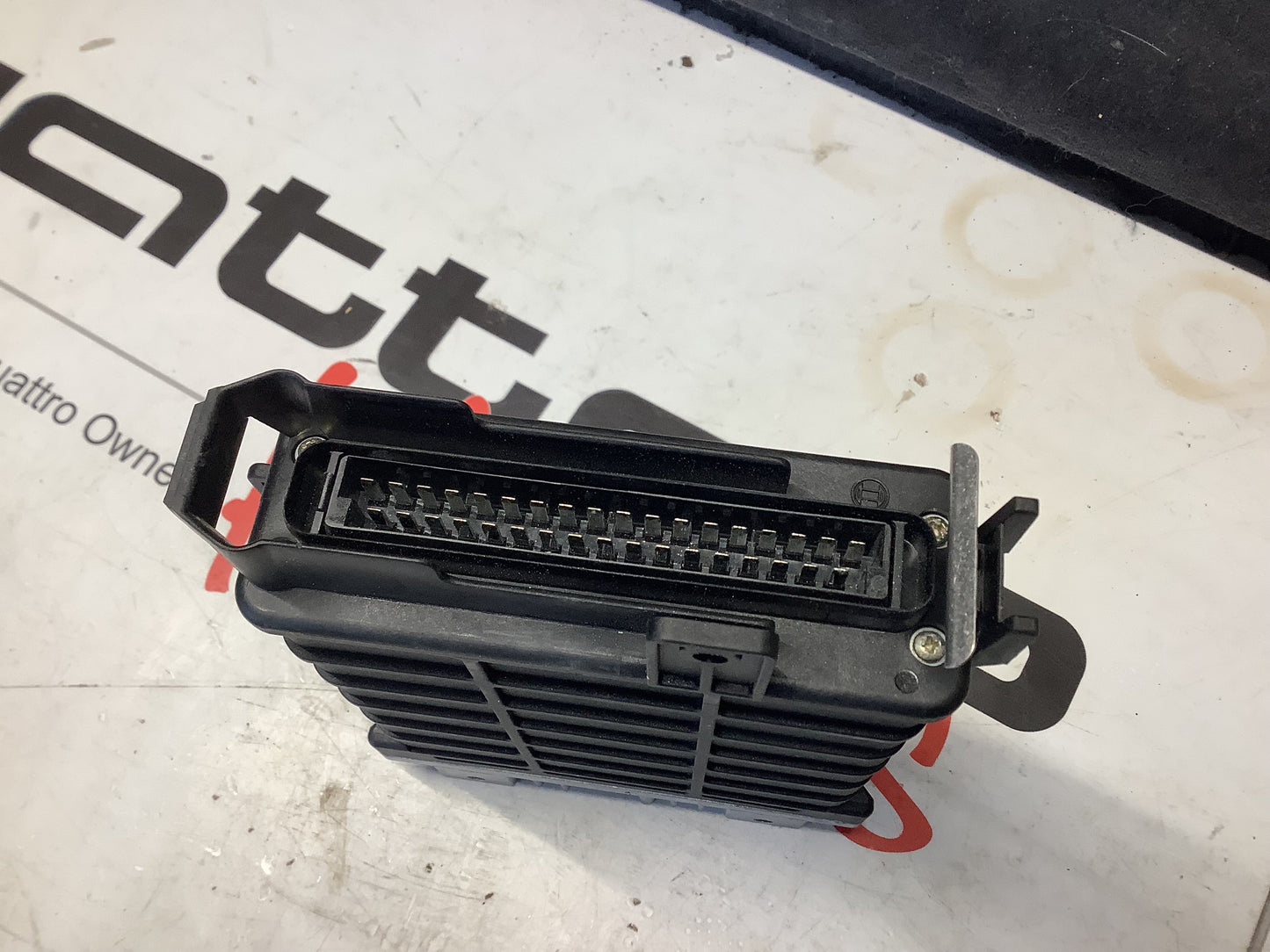 Engine Control Unit 443906264F Bosch