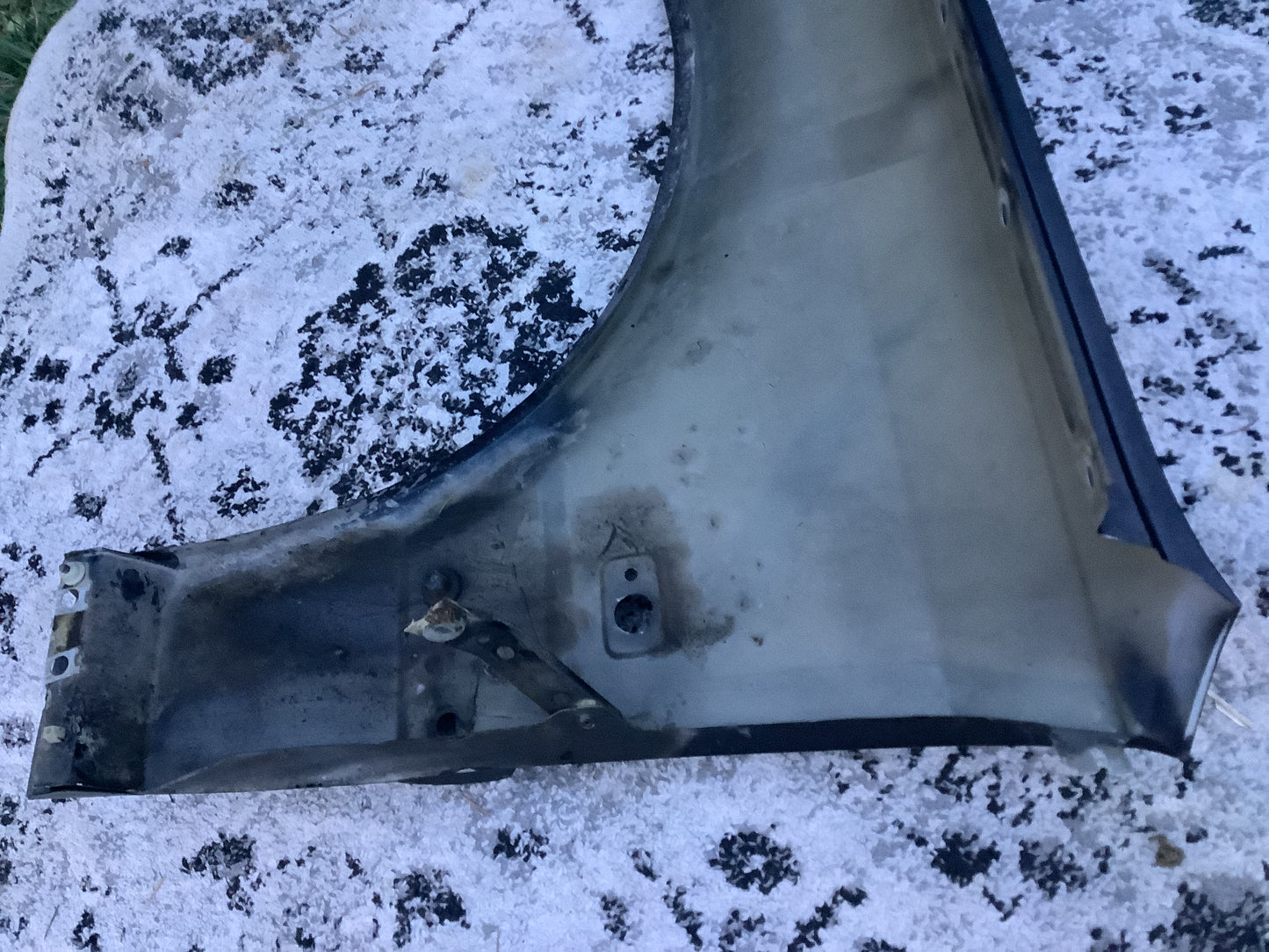 Passenger Fender Right 441821032 D1/V8 OEM