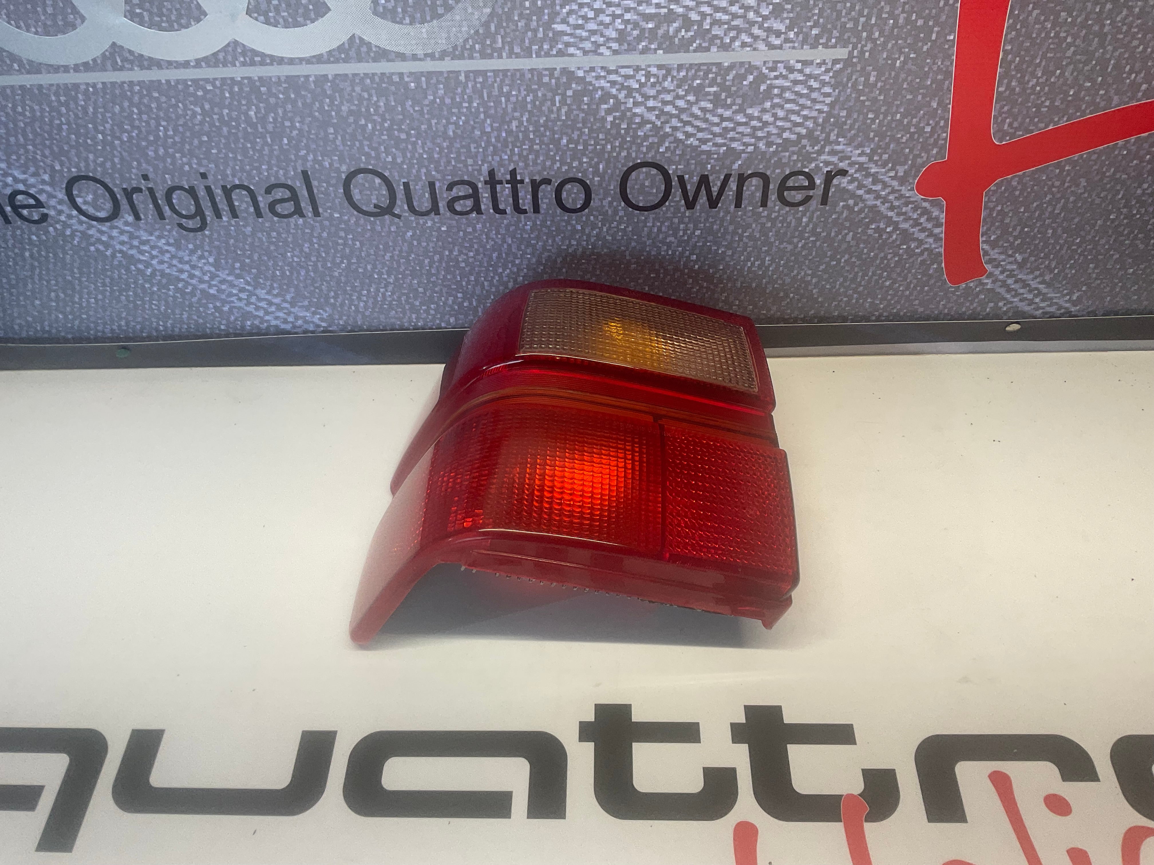 Driver Tail Light Left 441945095C D1 – Quattroholics
