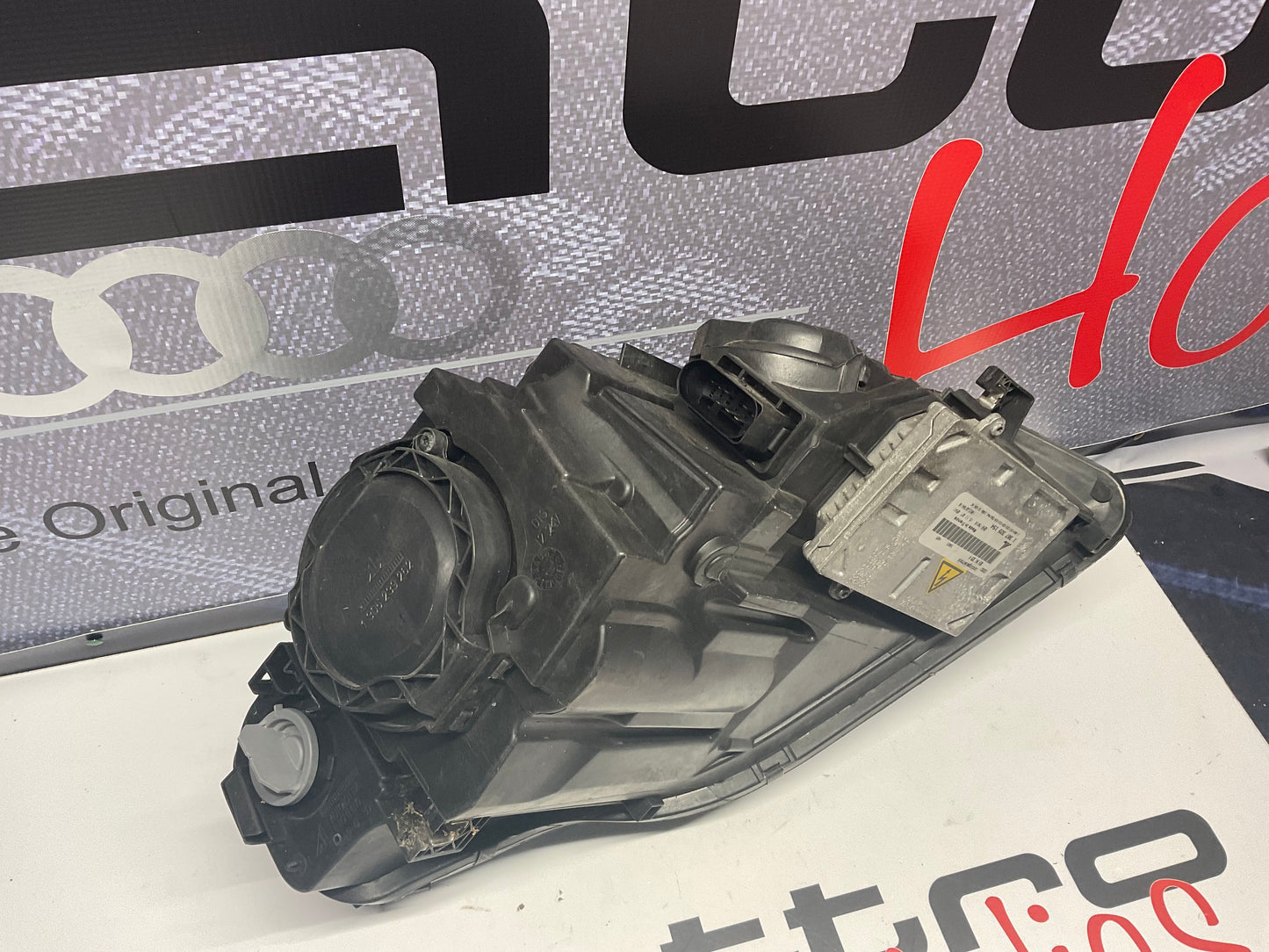 Driver Headlight Assembly Complete 8E0941029BD B7 RS4 Left