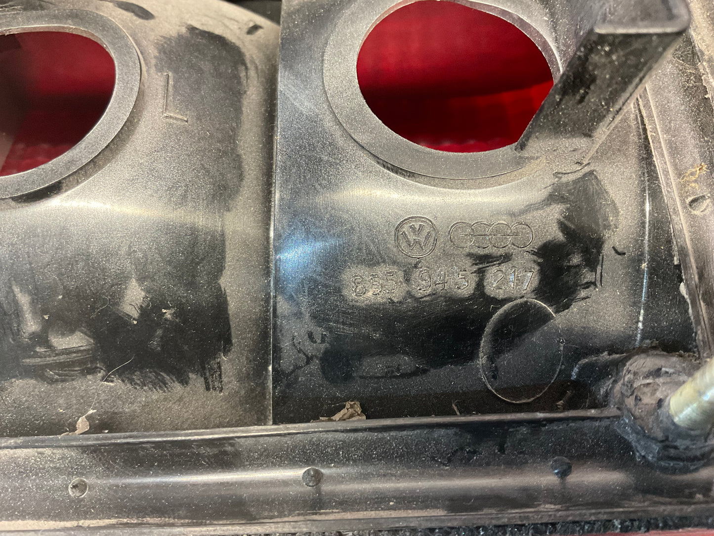 Driver Taillight Left 855945217 B2 UR