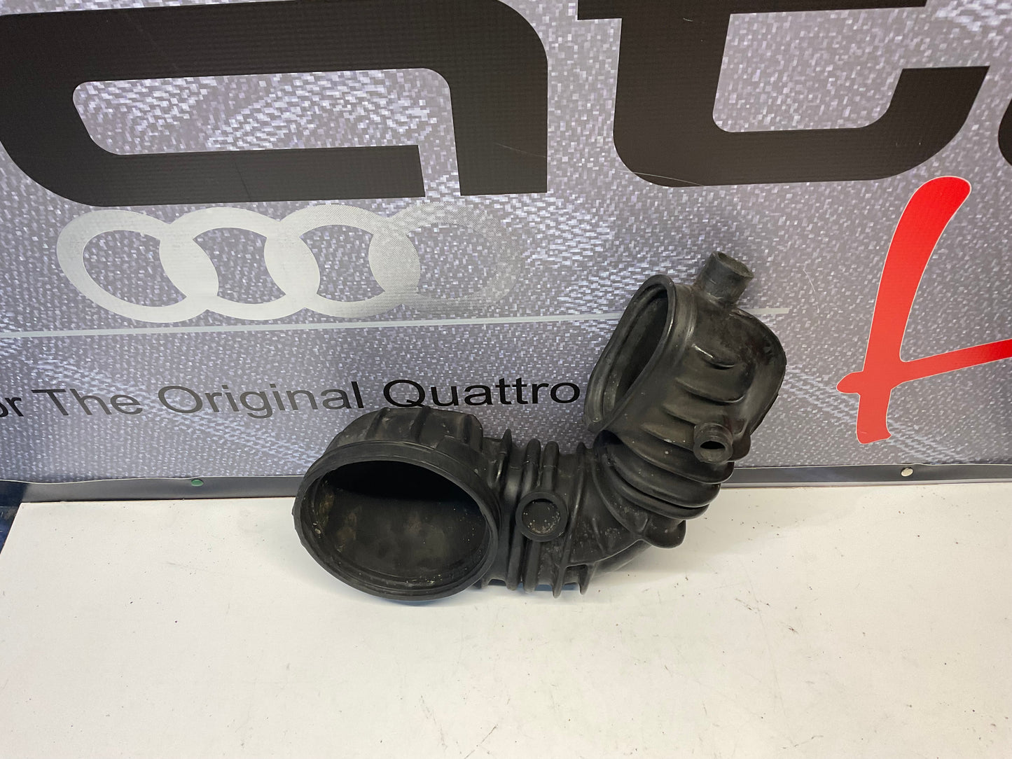 Fuel Distributor Air Intake Boot 035133357AD