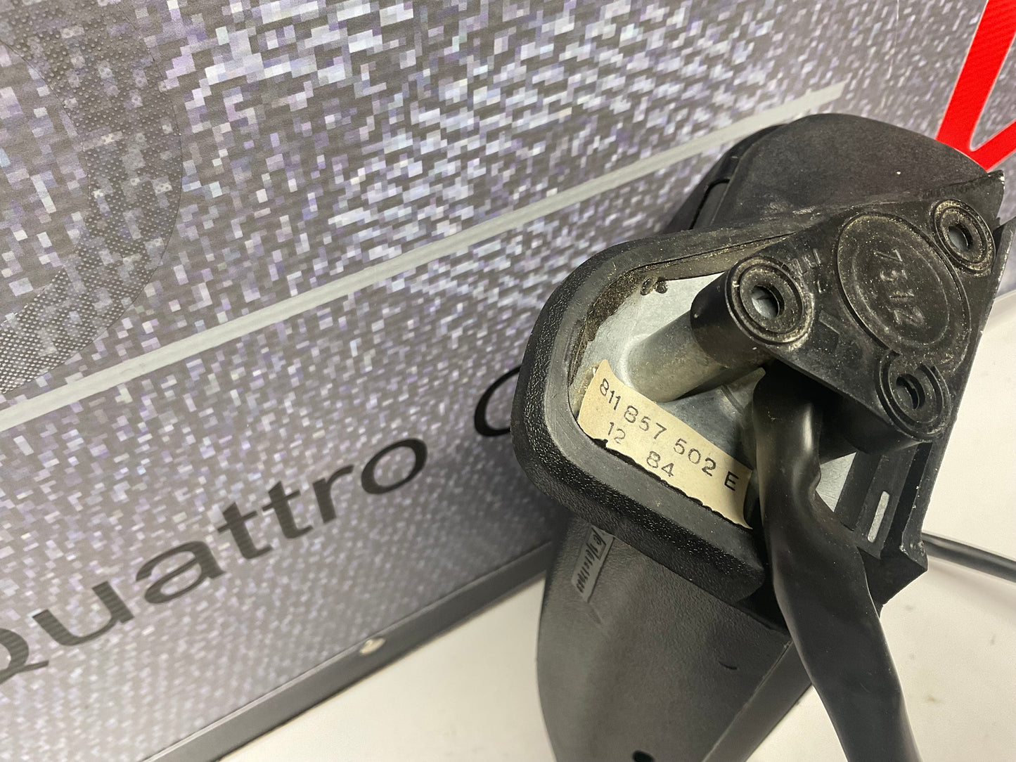 Passenger Power Mirror Right 811857502E B2