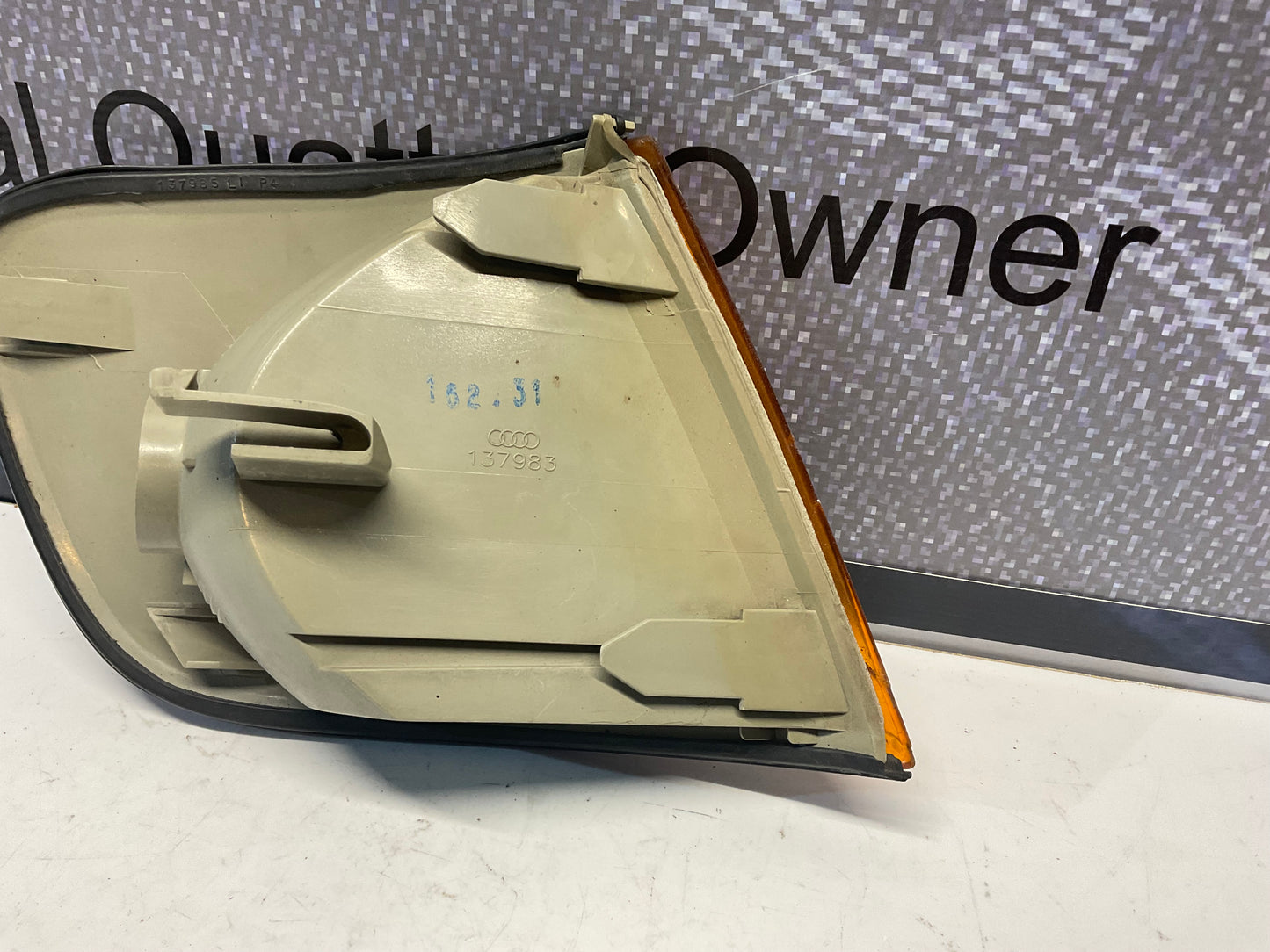 Driver Front Corner Left 4A0953049C Hella C4 S4