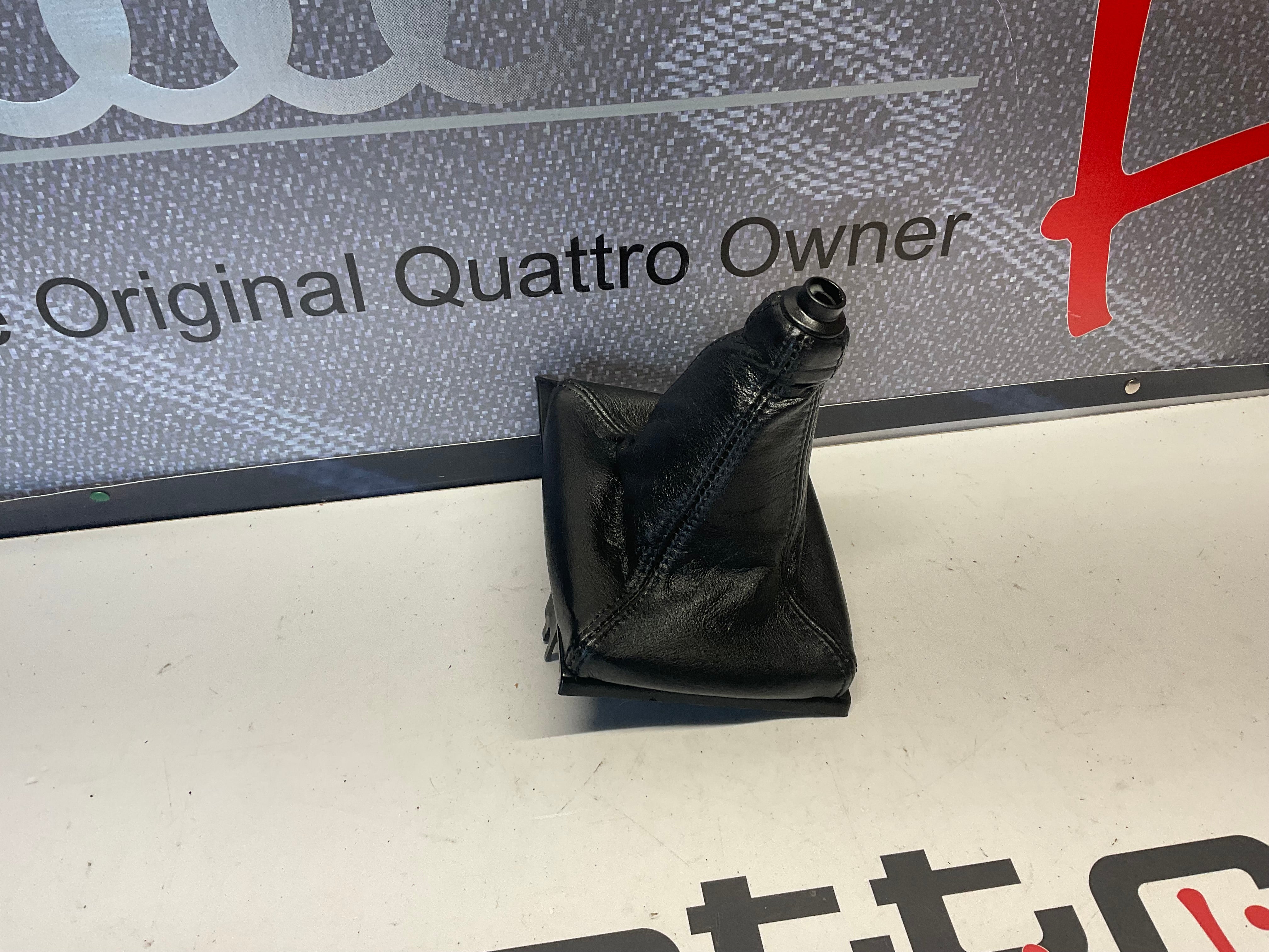 Shifter Leather Boot/Frame Black 443863279 C3 – Quattroholics