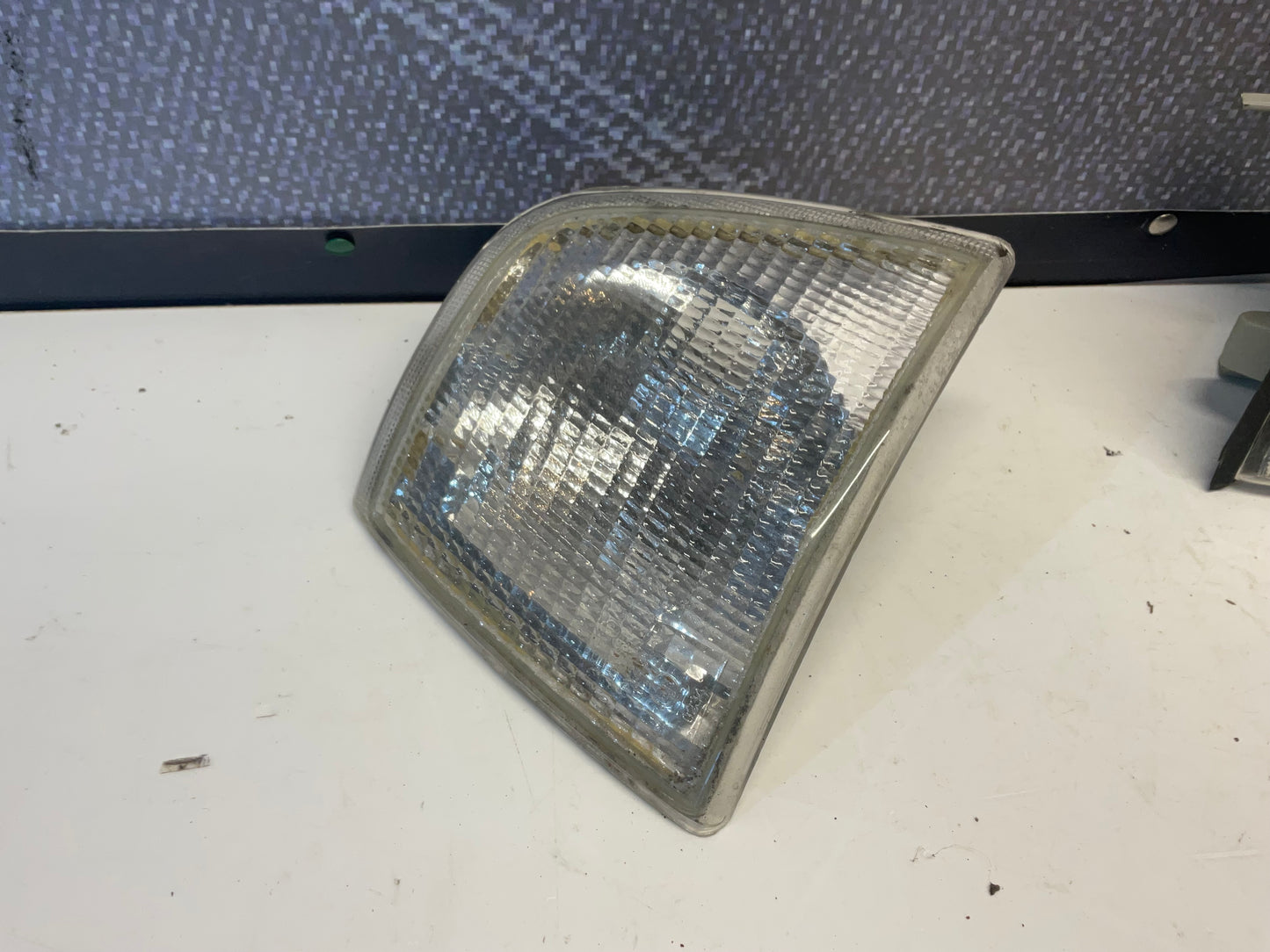 Front Corner Markers Clear Euro NEW 893941625 893941626 B3