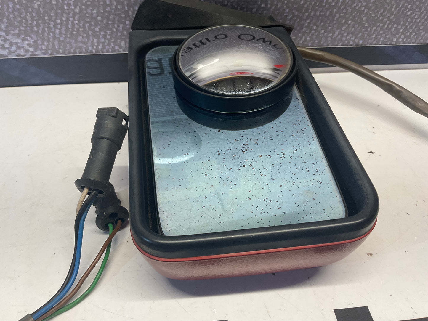 Driver Power Mirror Left 813857501A B2 Red