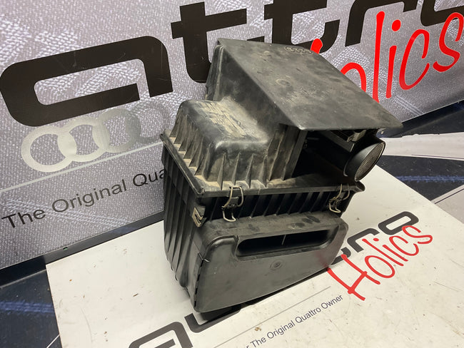 1991 Audi 200 Quattro 20V 3B Air Intake Box  034133837AE  C3