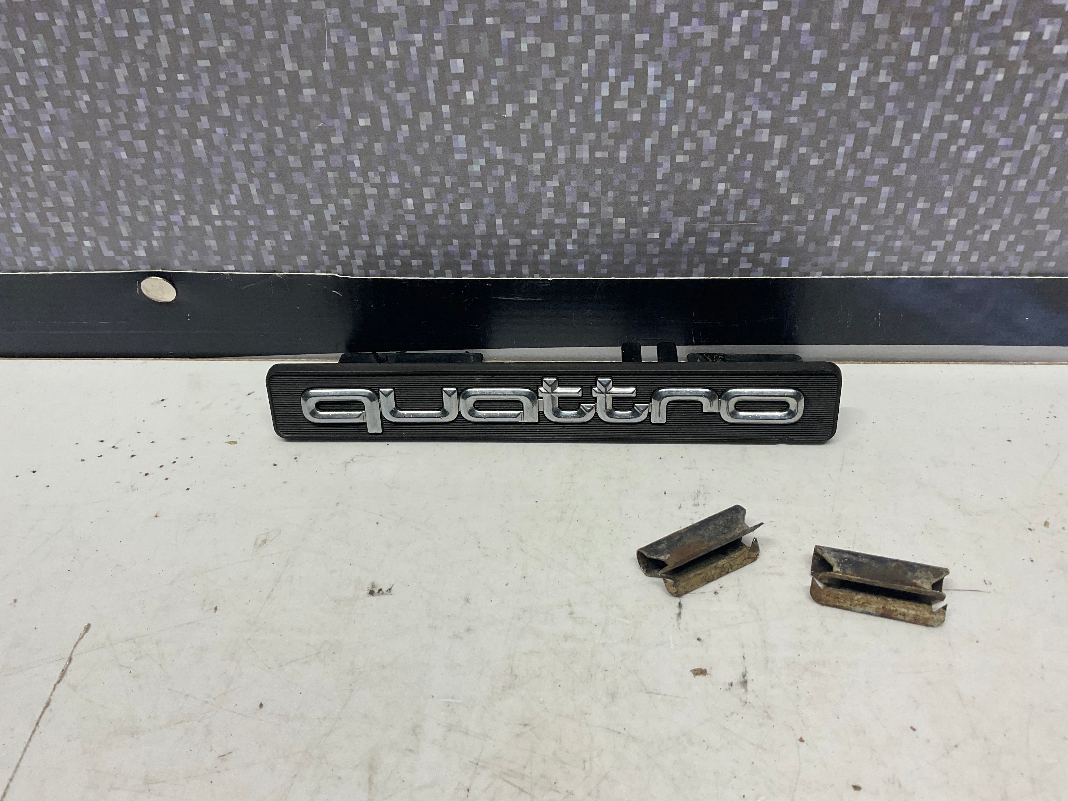Quattro Grill Emblem Badge 447853736C C3 – Quattroholics