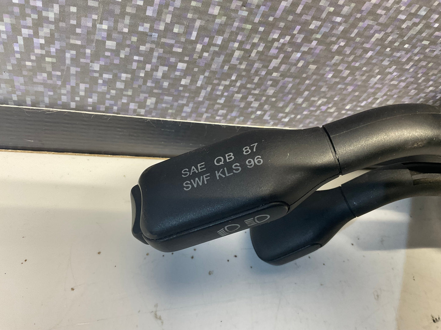 Wiper/Headlight/Turn Signal/Hazard Control 443953503E/443953513K