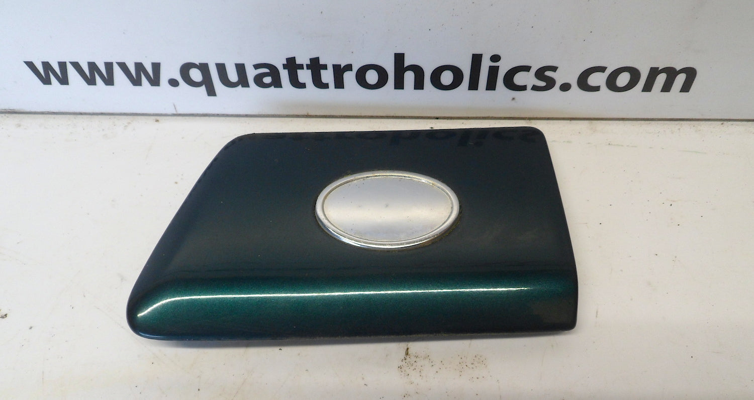 Passenger Fender Arch Trim 4A0853621 P Quattroholics