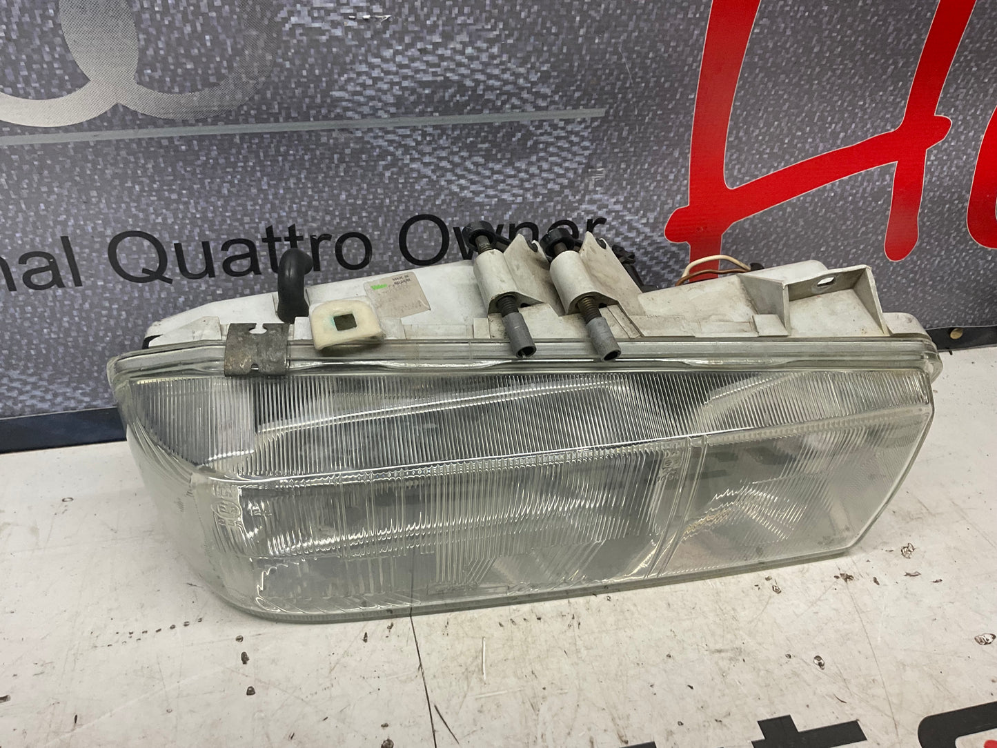 Passenger Headlight European Sloped Right 855941030  CIBIE  B2  URQ