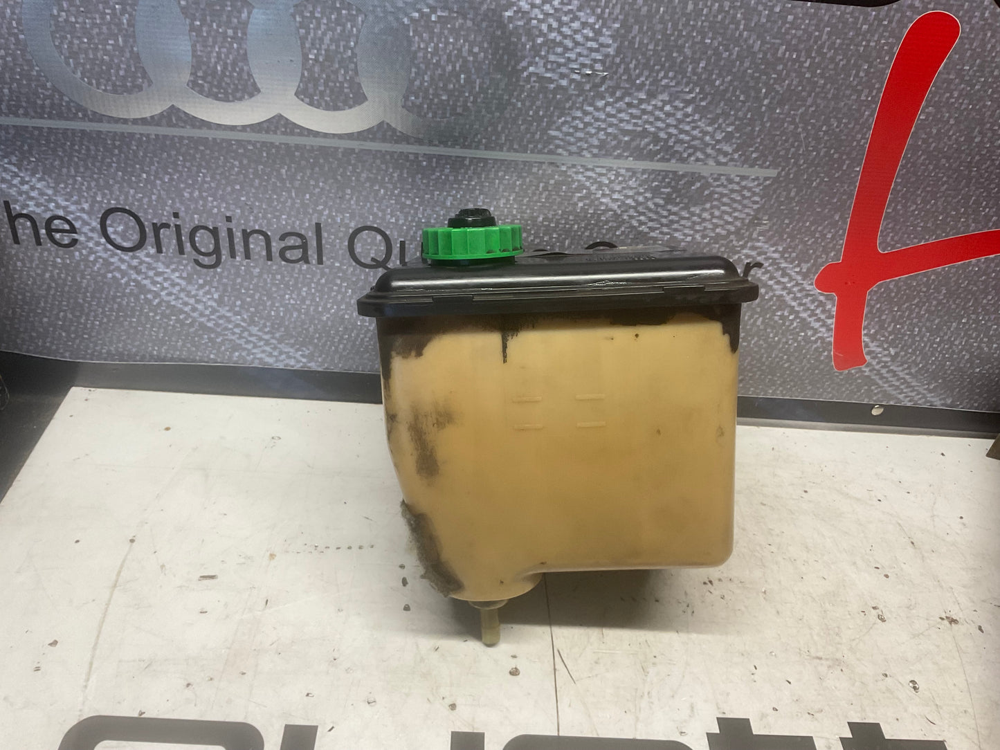 Power Steering Fluid Reservoir 441422373  D1