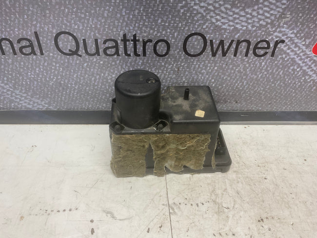 Vacuum Pump Central Locking 443862257D  B3