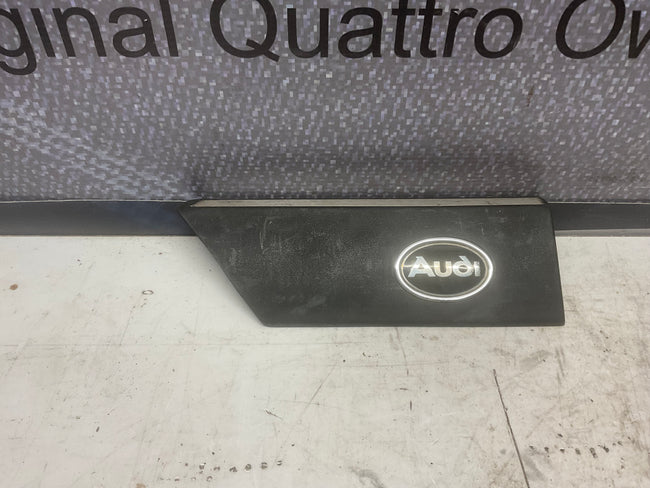 Driver Fender Trim Left  811853507  B2