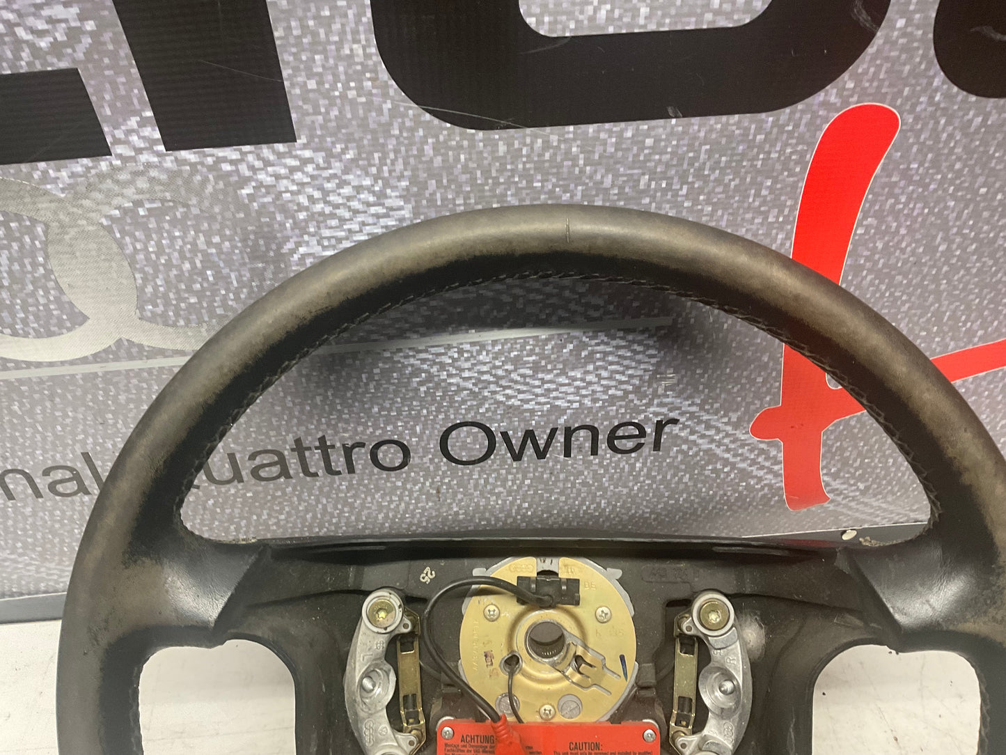 Black Leather Steering Wheel  441419091  D1 C3
