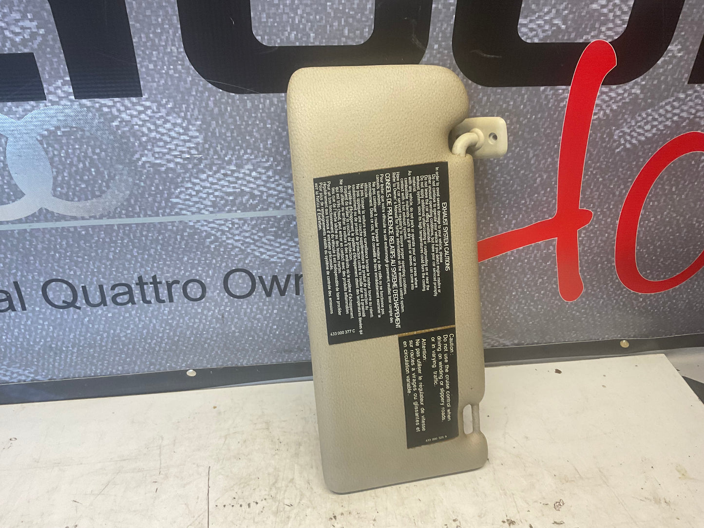 Driver Sun Visor Left  855857551  B2  Beige  URQ