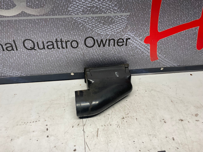 Dash Air Vent Left 811819703  B2 Brown