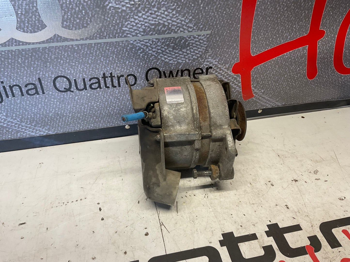 Alternator with Cover  034903015M  B2 C3 Bosch  90 Amp