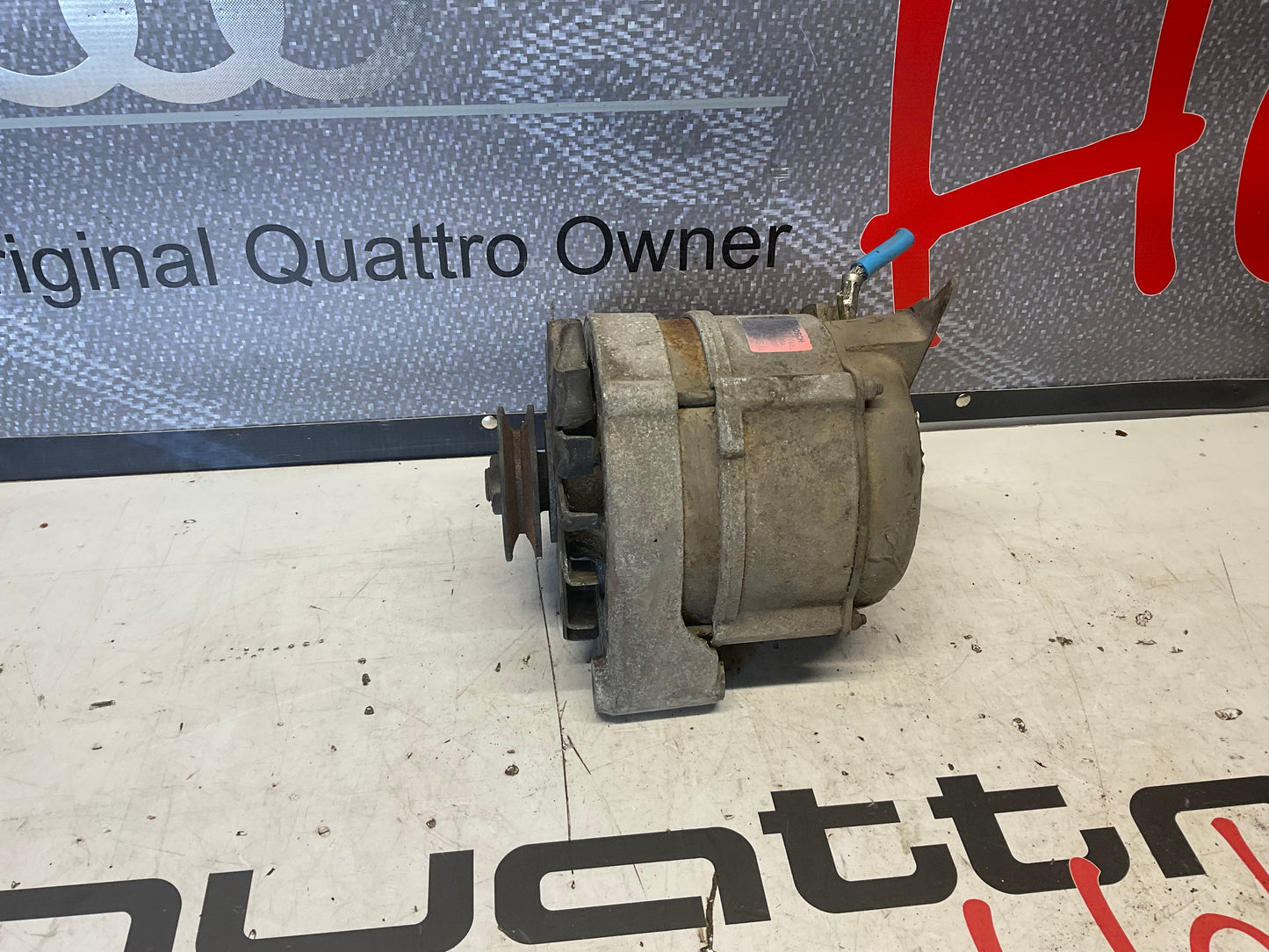 Alternator with Cover  034903015M  B2 C3 Bosch  90 Amp