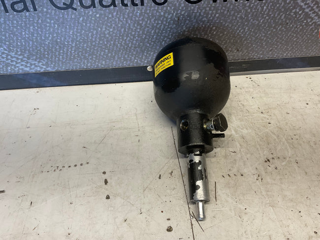 Brake Pressure Accumulator 017550000  C3 C4