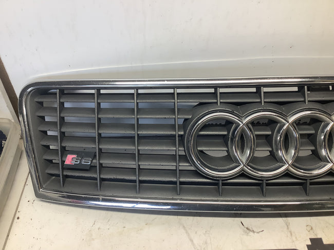 Front Grill 4B3853651E  S6