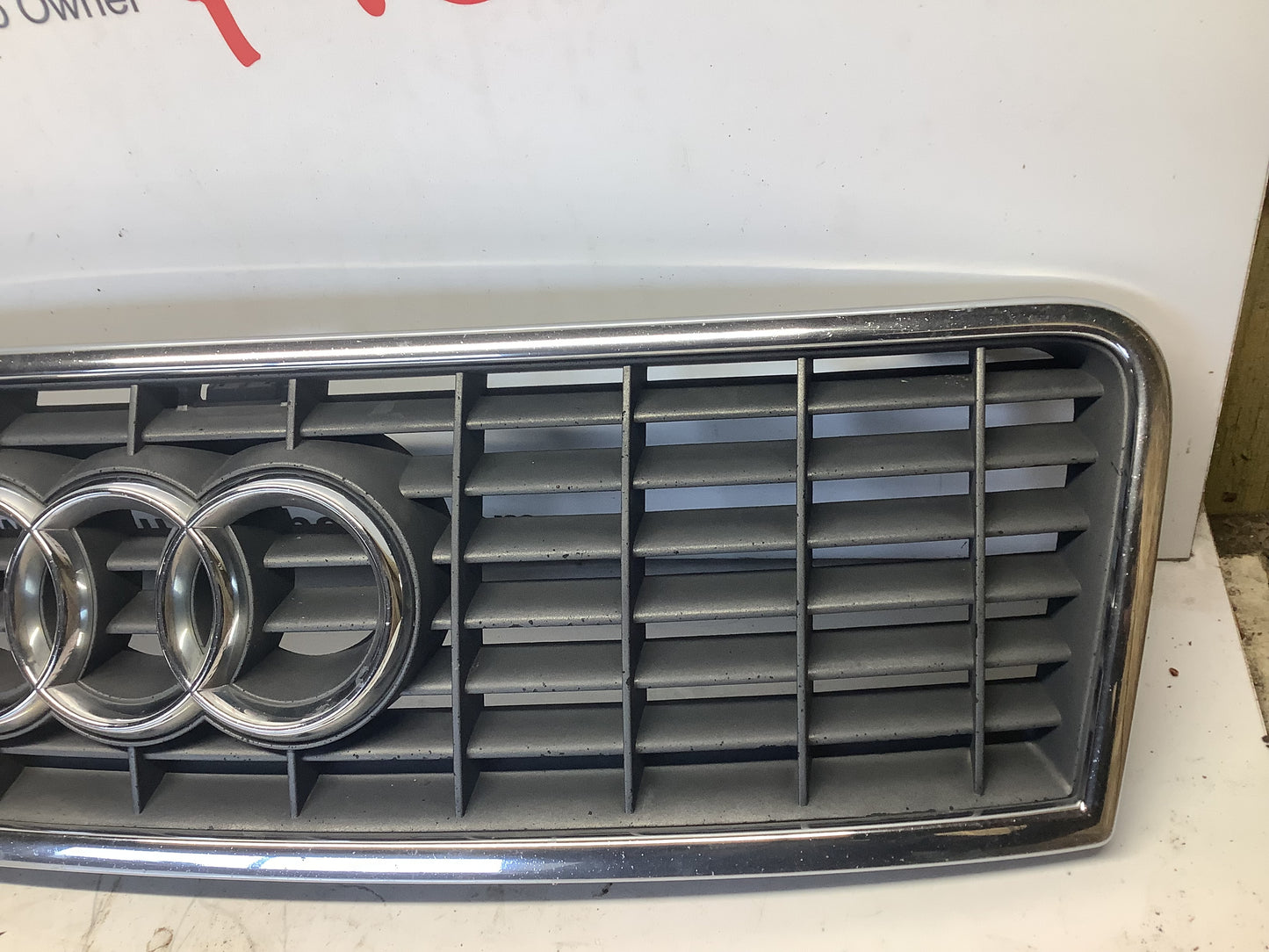 Front Grill 4B3853651E  S6