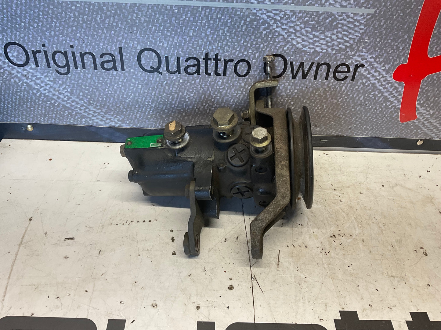 Power Steering Pump 034145155D C4
