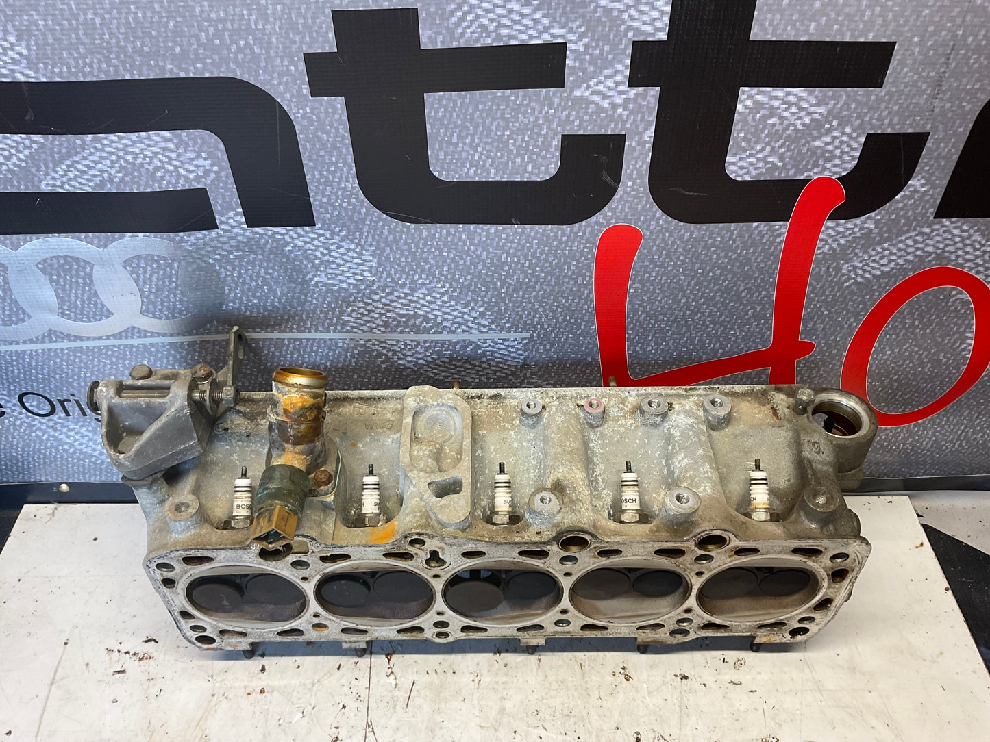 Cylinder Head Complete with Cam  10V  034103373P  NG