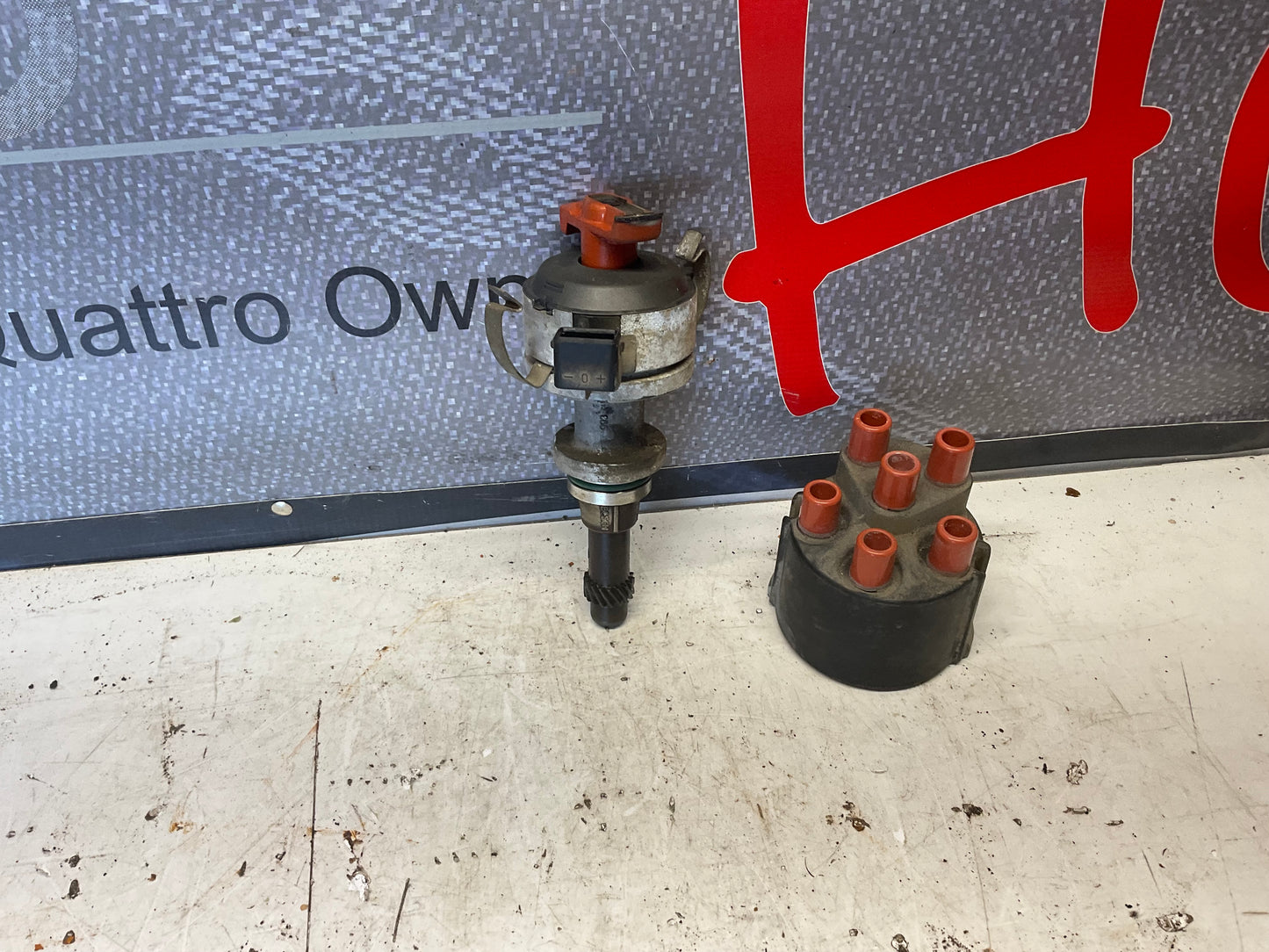 Ignition Distributor 034905205H  2.3L  NG