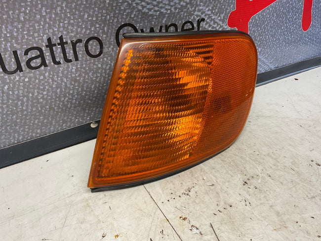 Driver Front Corner Left 4A0953049C Hella C4  S4
