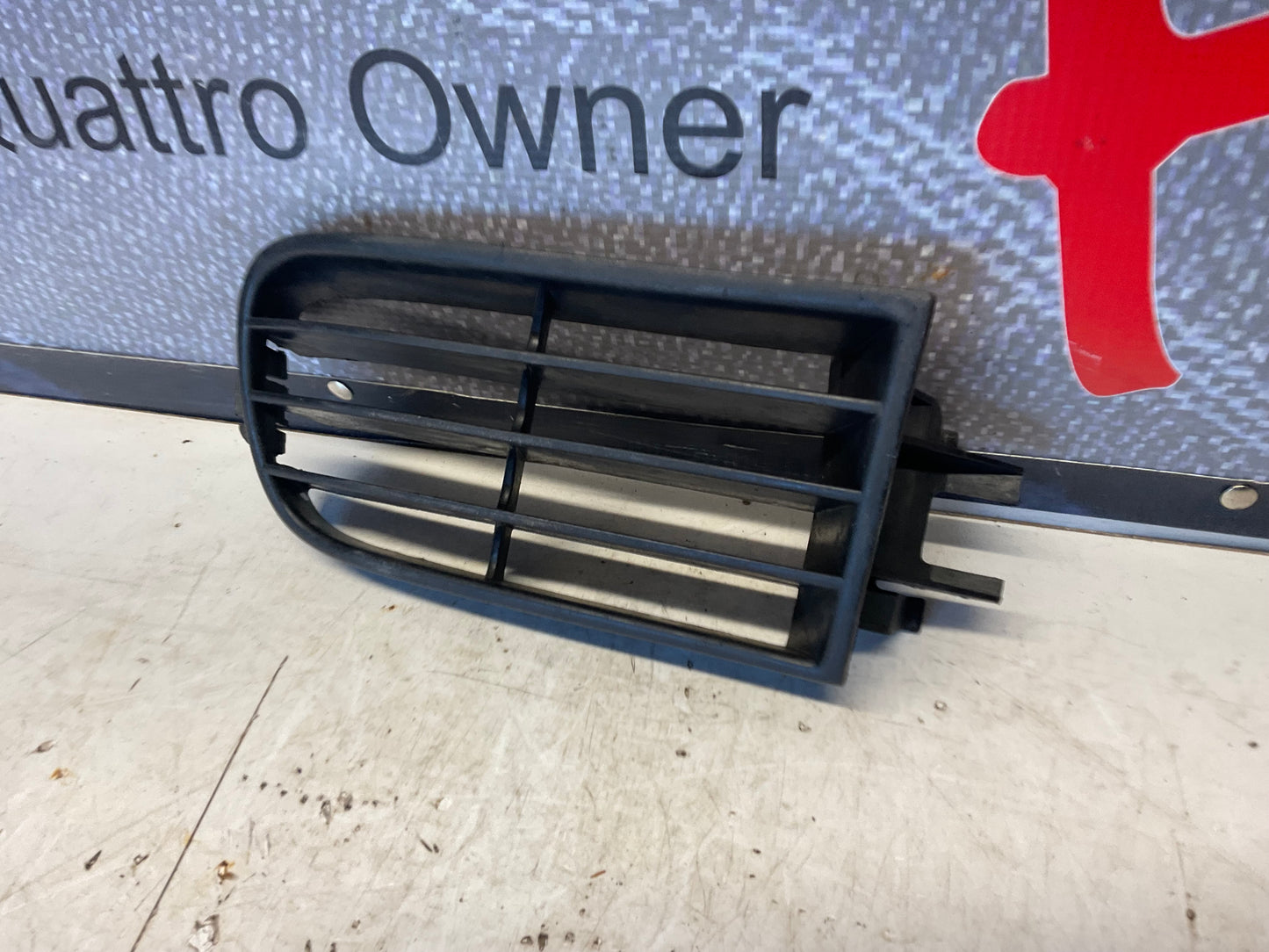 Passenger Front Bumper Lower Grill Cover 4A0807368 C4