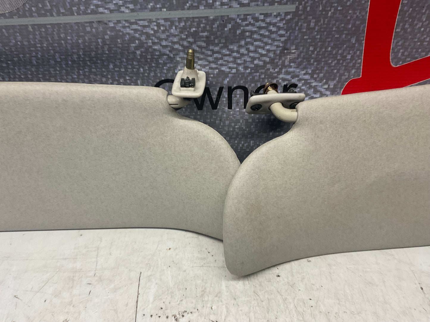 Sun Visor Set 443857551 & 443857552  C3  Beige
