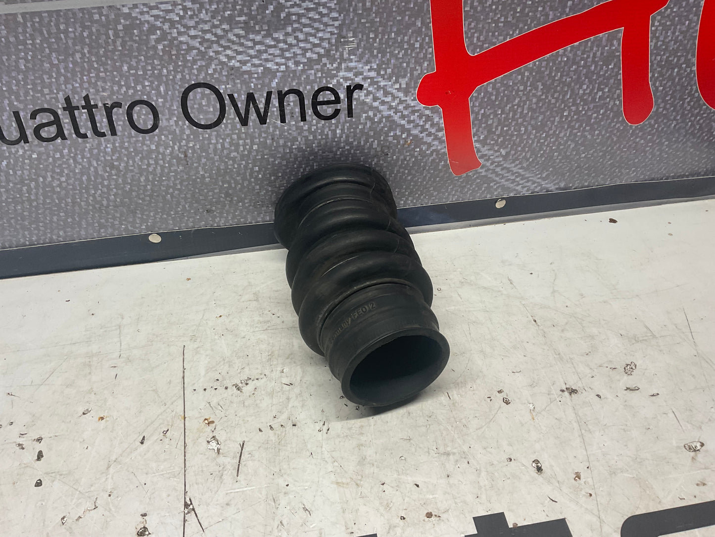 Turbo Intercooler Hose 034145746A  C3