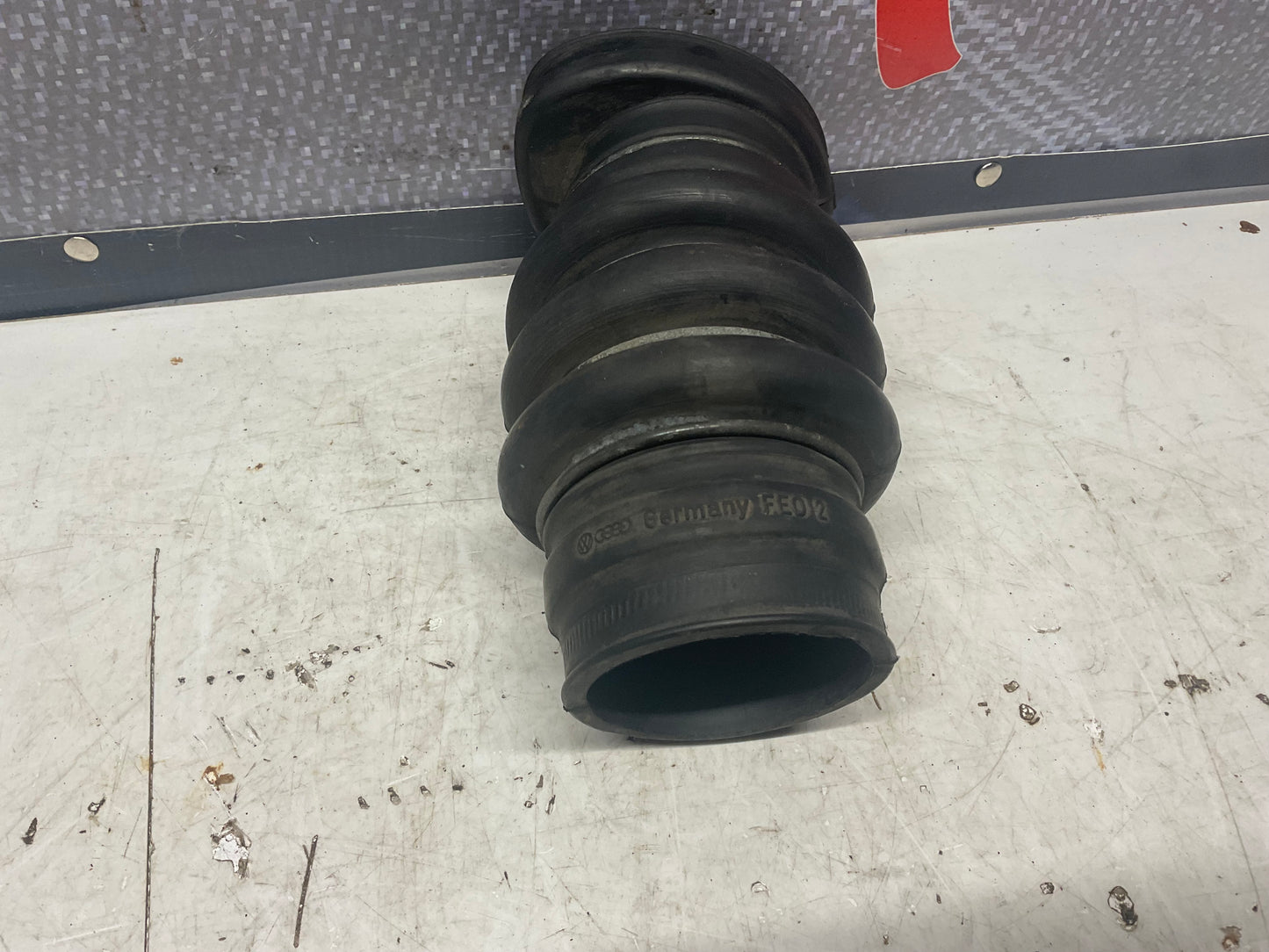 Turbo Intercooler Hose 034145746A  C3