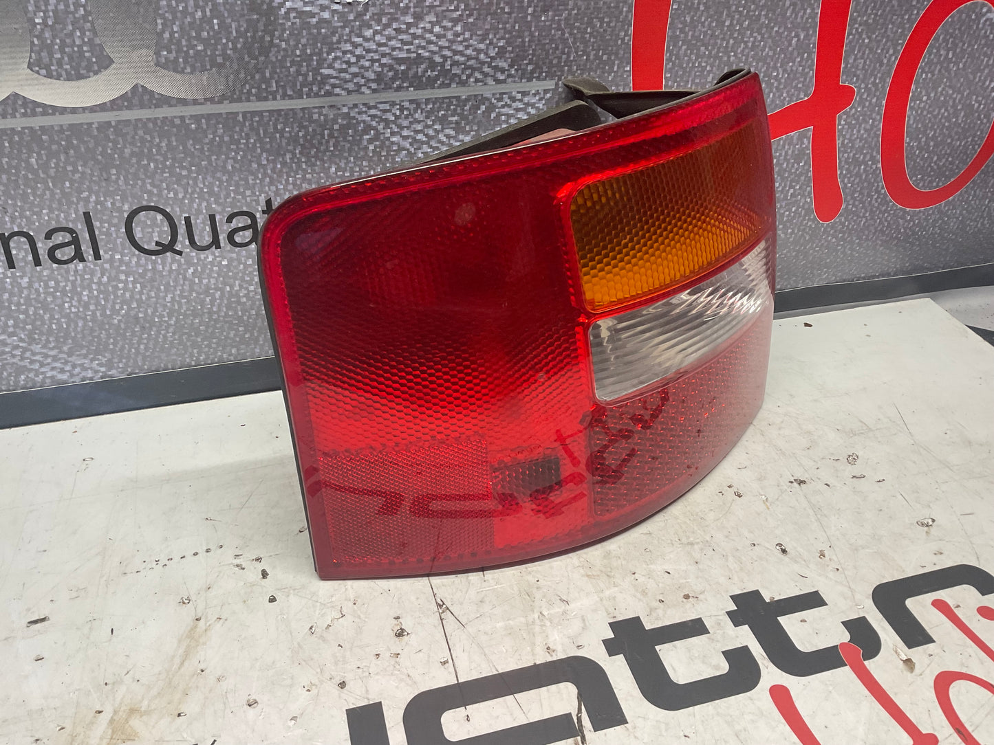 Driver Taillight Left 4B9945095G  C5 Avant