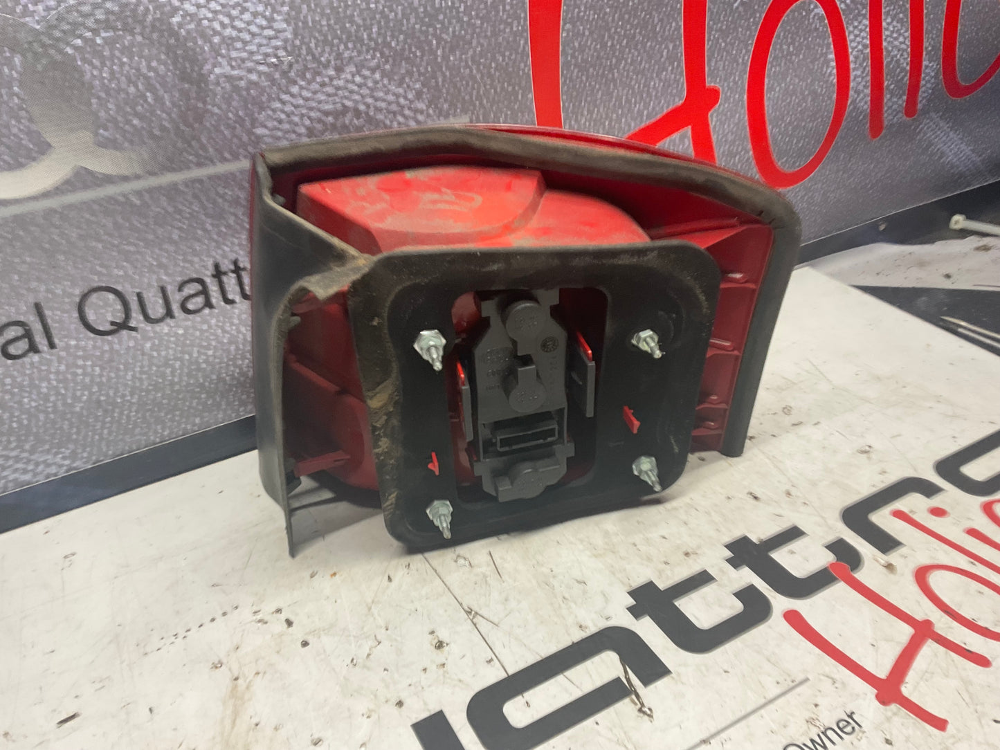Driver Taillight Left 4B9945095G  C5 Avant