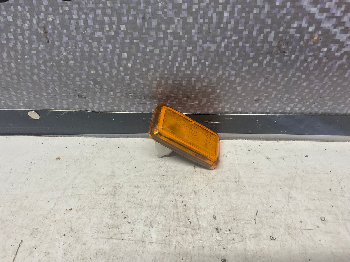Front Side Marker Lens NOS  161949117A Hella  C3  D1