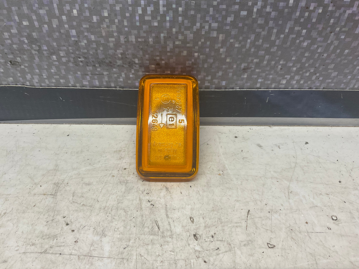 Front Side Marker Lens NOS  161949117A Hella  C3  D1