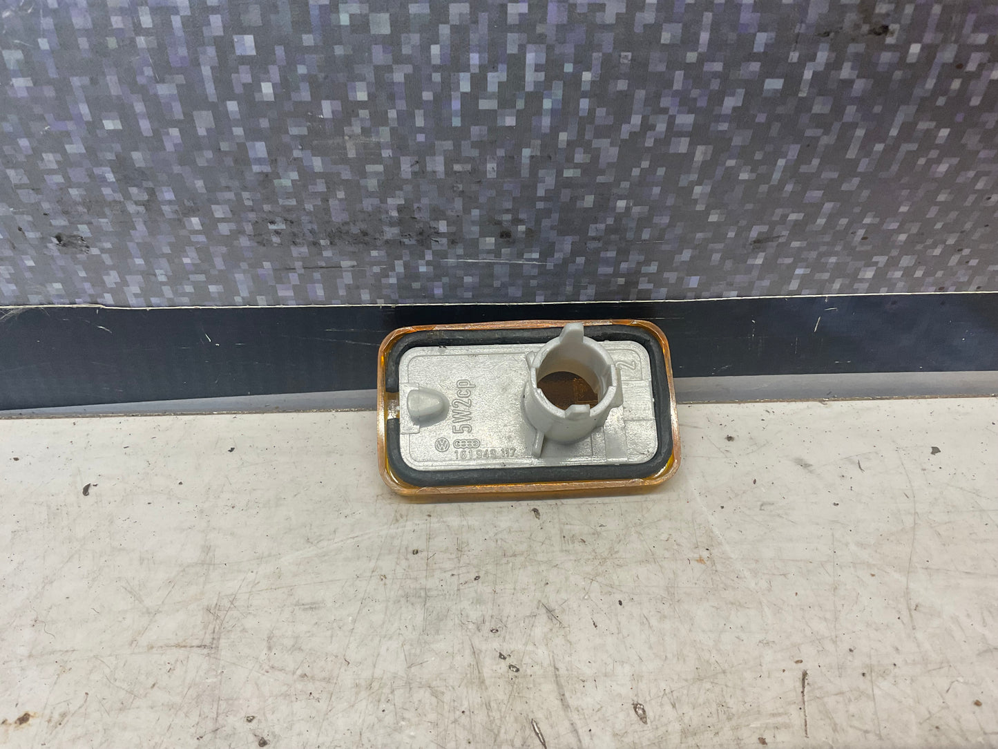 Front Side Marker Lens NOS  161949117 Hella  C3  D1