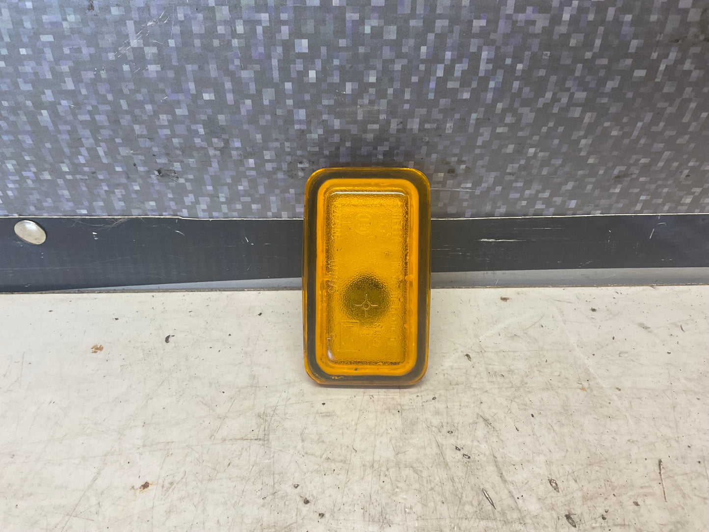 Front Side Marker Lens NOS  161949117 Hella  C3  D1