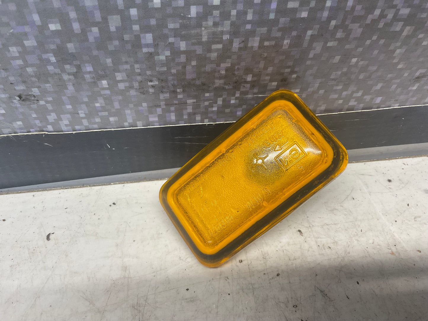 Front Side Marker Lens NOS  161949117 Hella  C3  D1