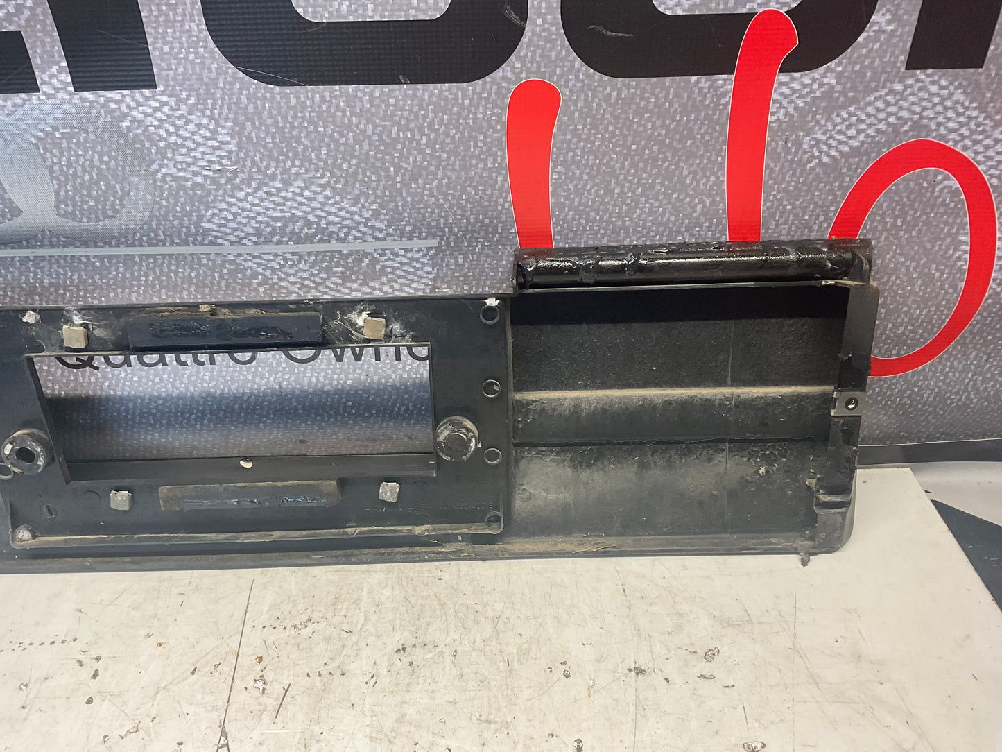 Rear Center Panel 443853465A C3 C4