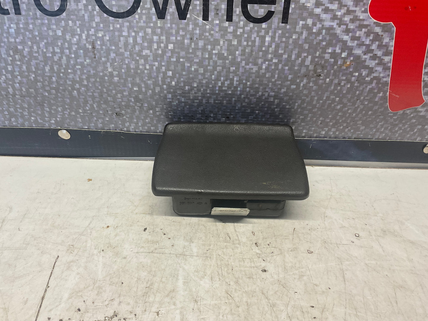 Door Flip Out Ashtray 861857421A  Brown  B2