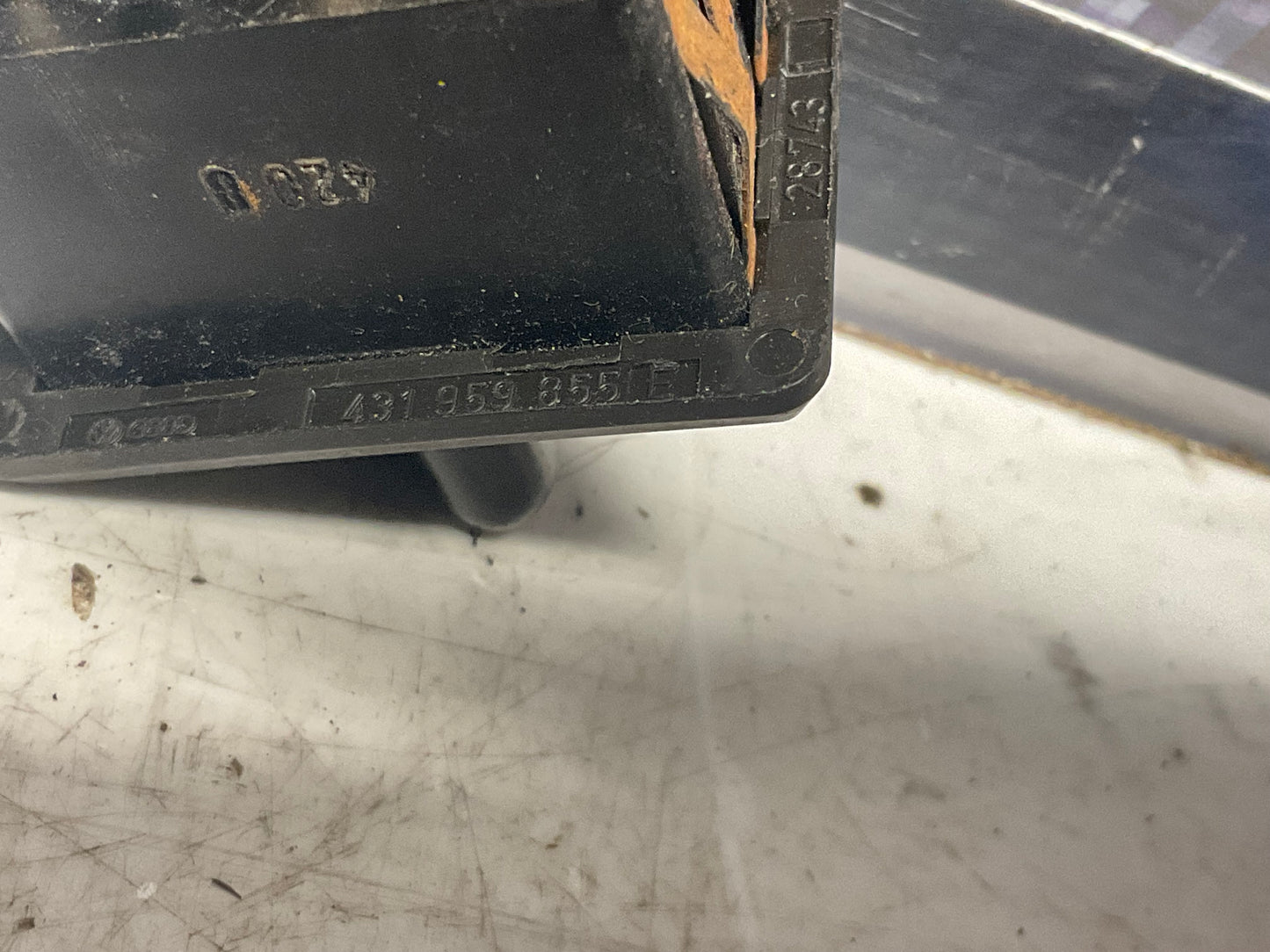Power Window Switch 431959855E  C2 C3