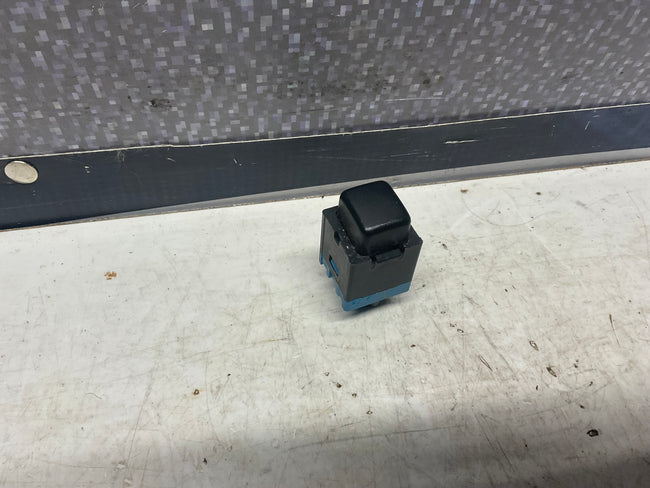 Power Window Switch Lock Out  447959859  B2  C3