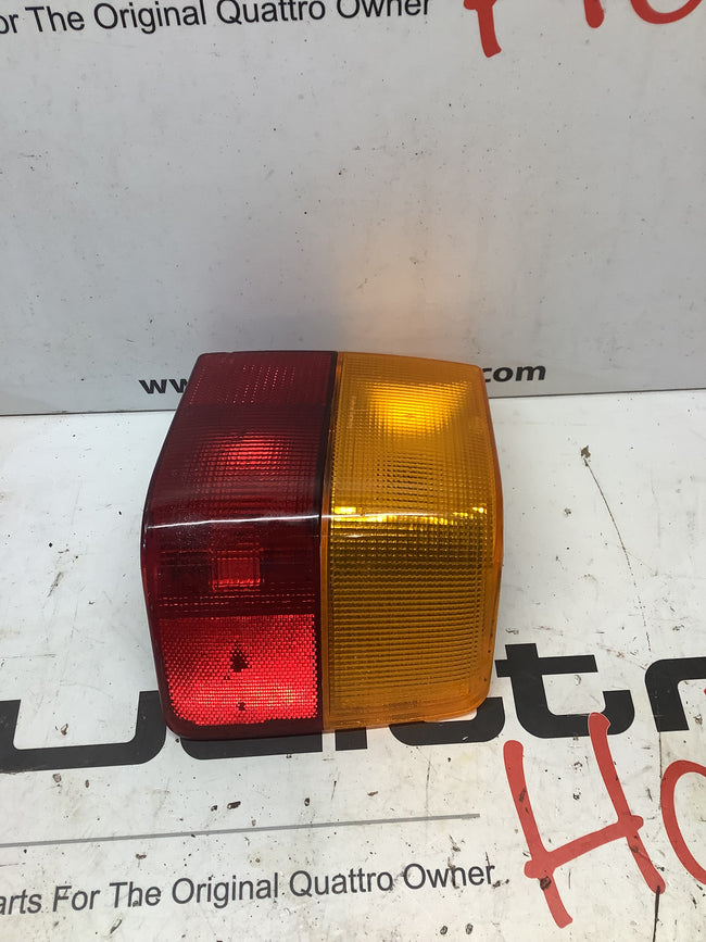 Passenger Taillight Right 445945218A