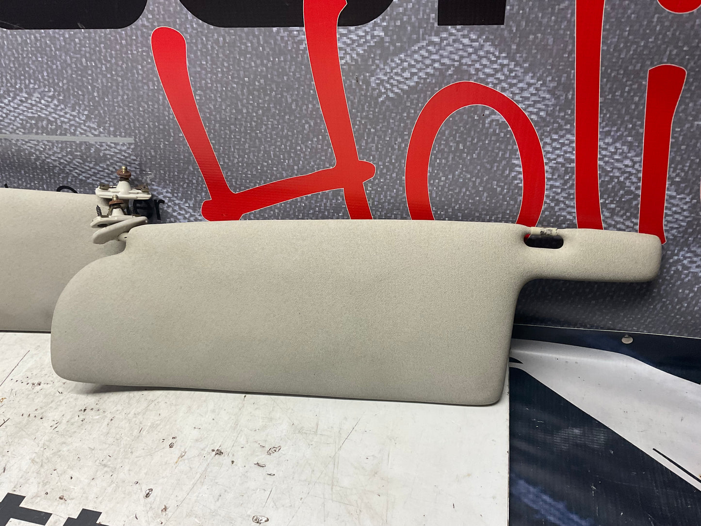 Sun Visor Set 443857551 & 443857552  C3  Beige