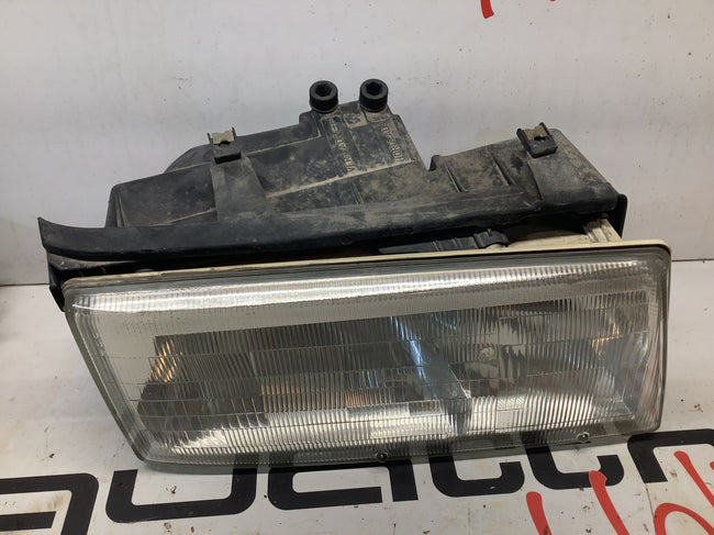 Passenger Headlight 441941008C